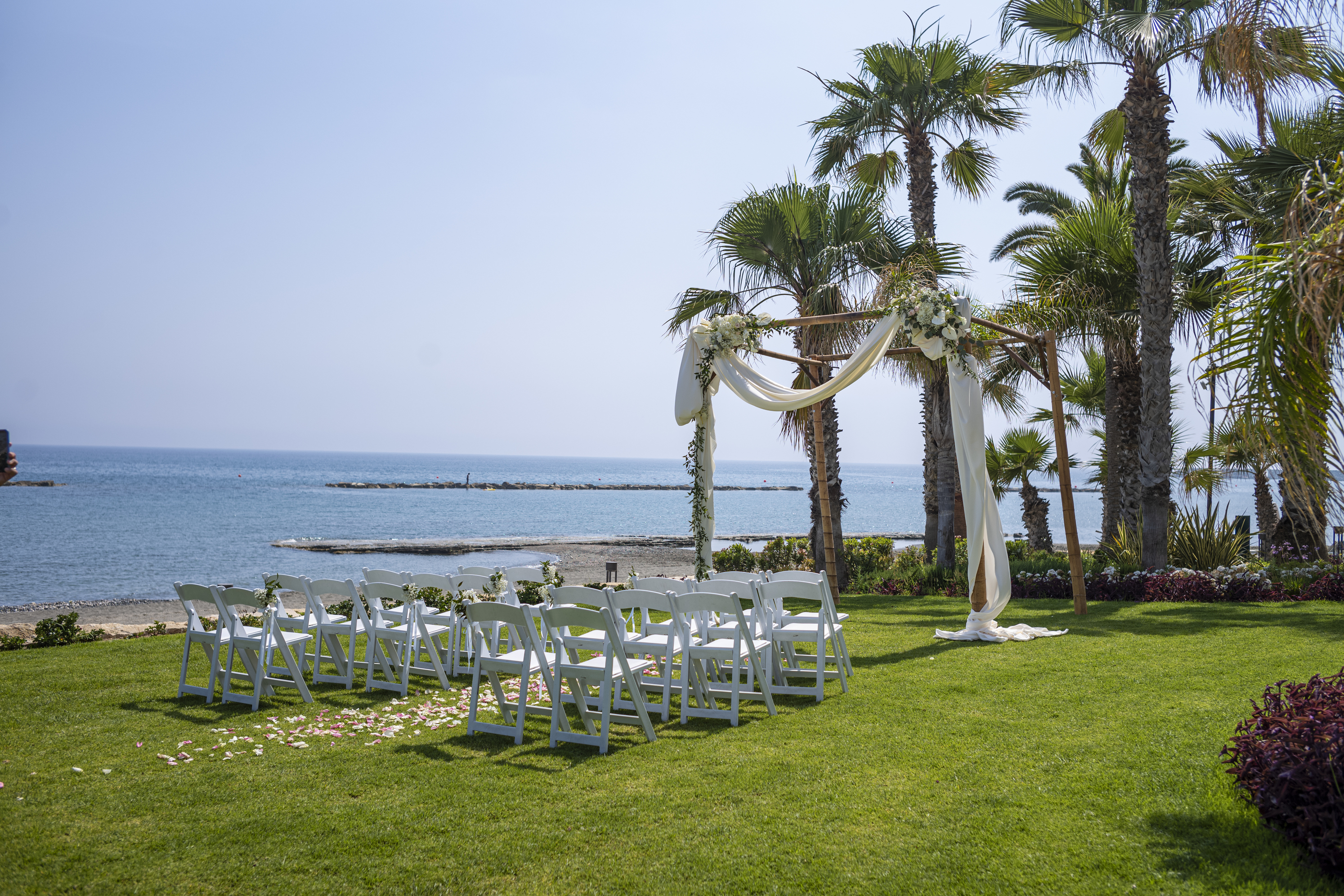 Book your wedding day in Parklane, a Luxury Collection Resort & Spa